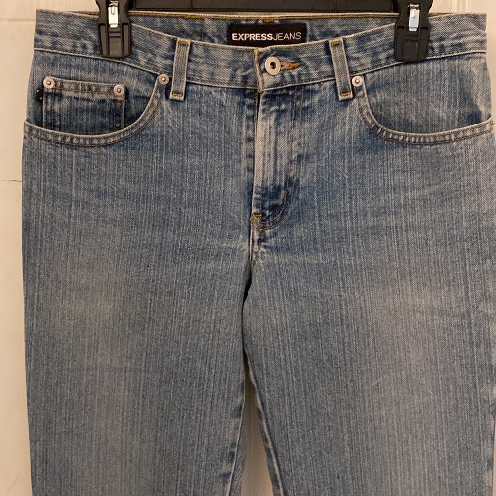 Express jeans low-rise flare. Size 5/6
